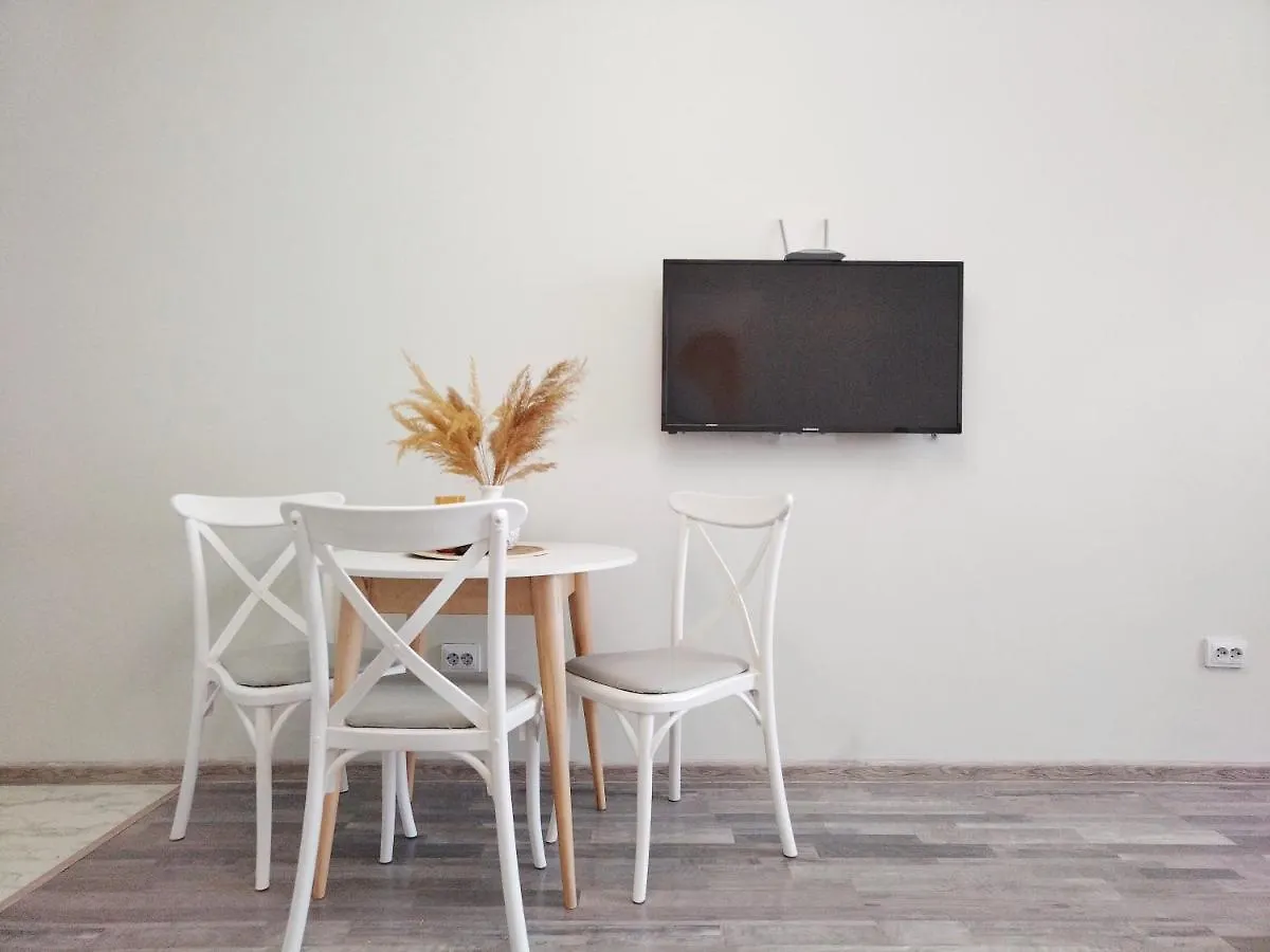 Студия Колос В Центре С Шикарным Видом Из Окна Almaty Apartment